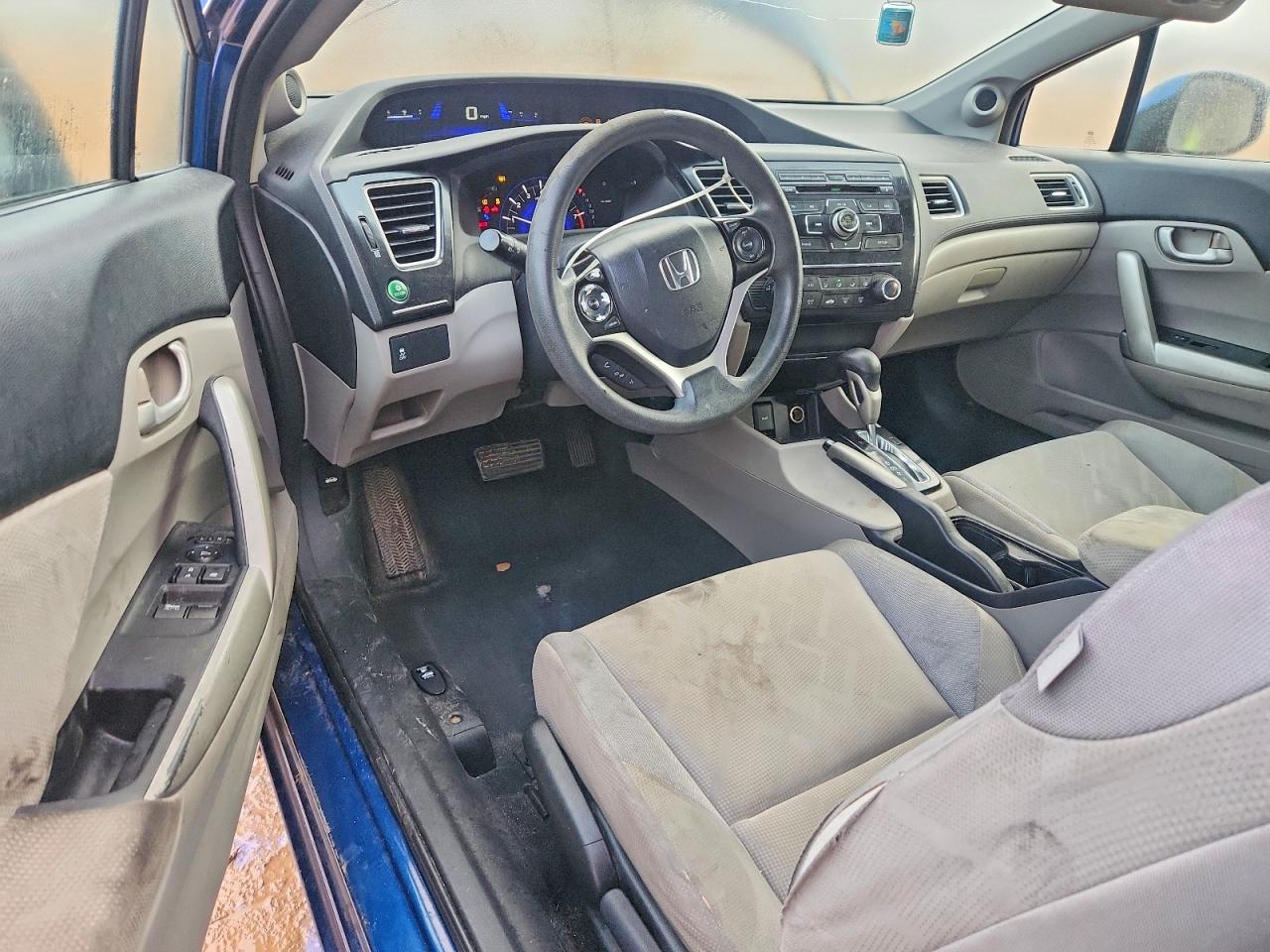 2013 HONDA CIVIC LX photo 8