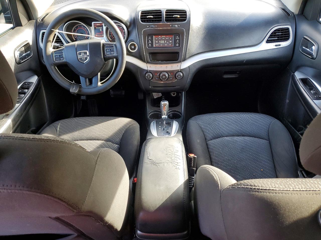 2018 DODGE JOURNEY SE photo 8