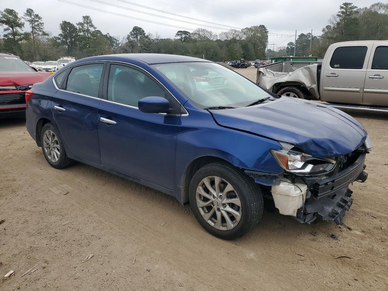 2019 NISSAN SENTRA S photo 4