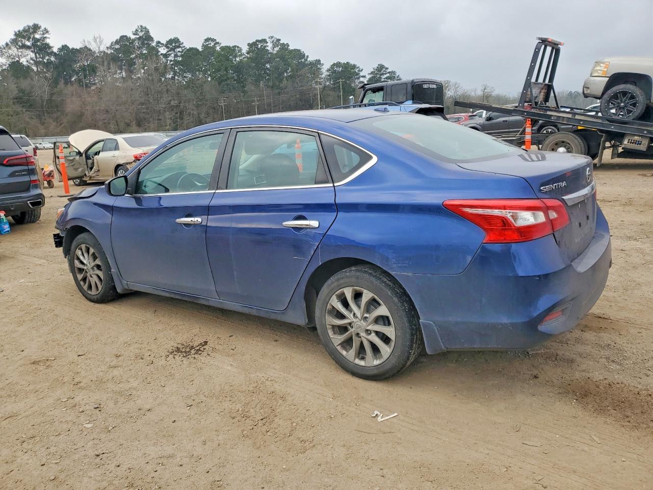 2019 NISSAN SENTRA S photo 2