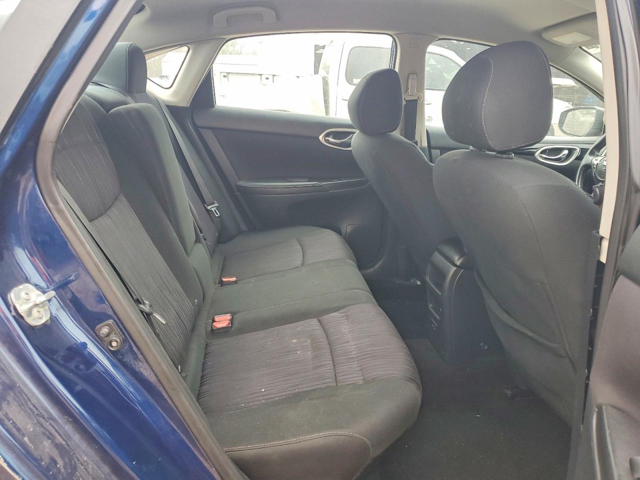 2019 NISSAN SENTRA S photo 10