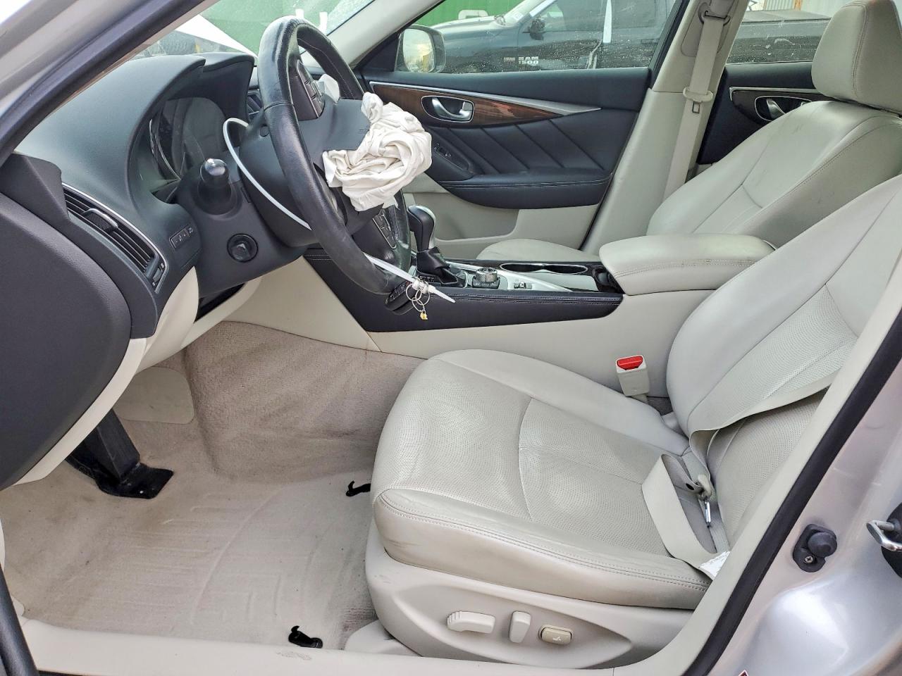 2015 INFINITI Q50 BASE photo 7