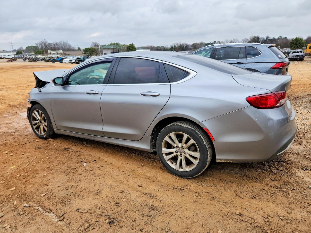 2015 CHRYSLER 200 LIMITED photo 3