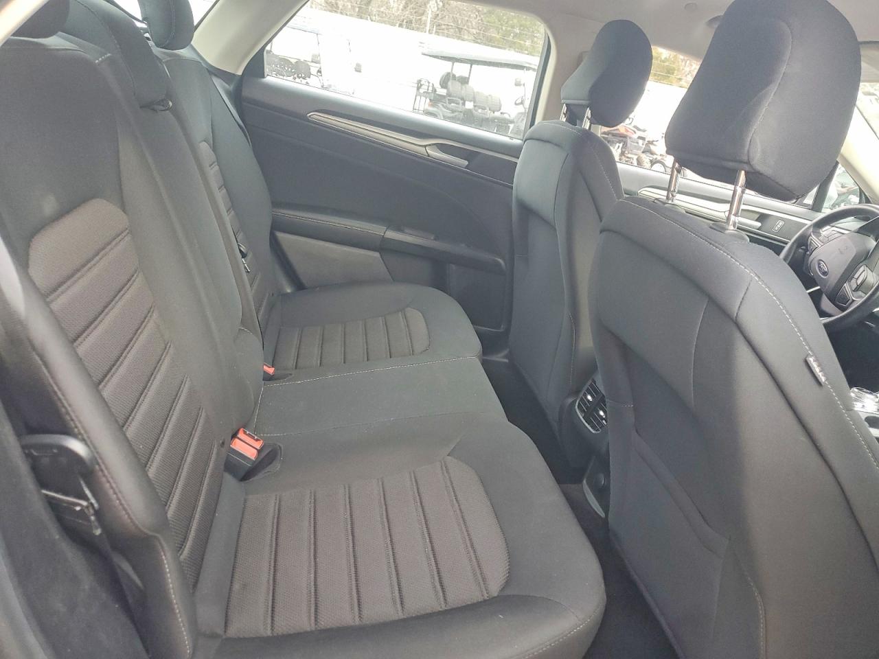 2020 FORD FUSION SE photo 10