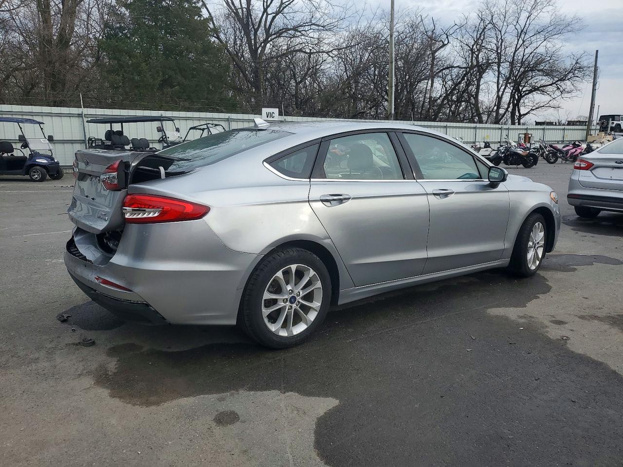 2020 FORD FUSION SE photo 3
