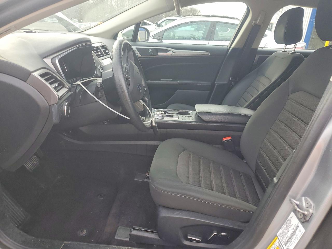2020 FORD FUSION SE photo 7
