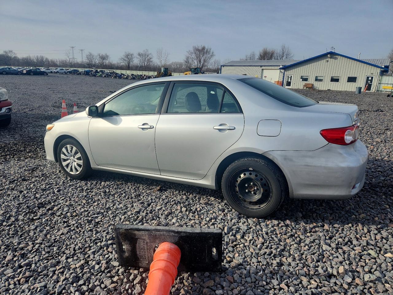 2013 TOYOTA COROLLA BASE photo 2
