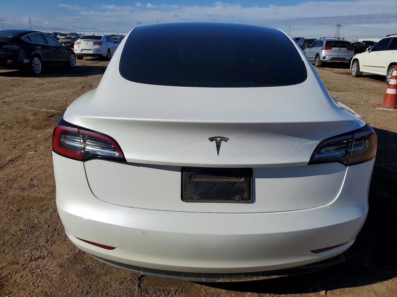 2022 TESLA MODEL 3 photo 6