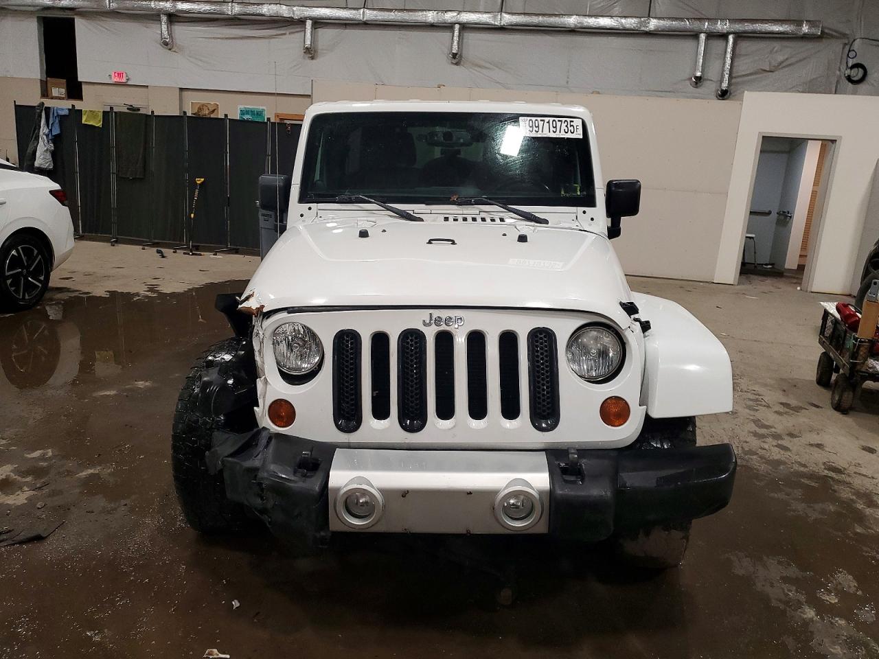 2013 JEEP WRANGLER UNLIMITED SAHARA photo 5