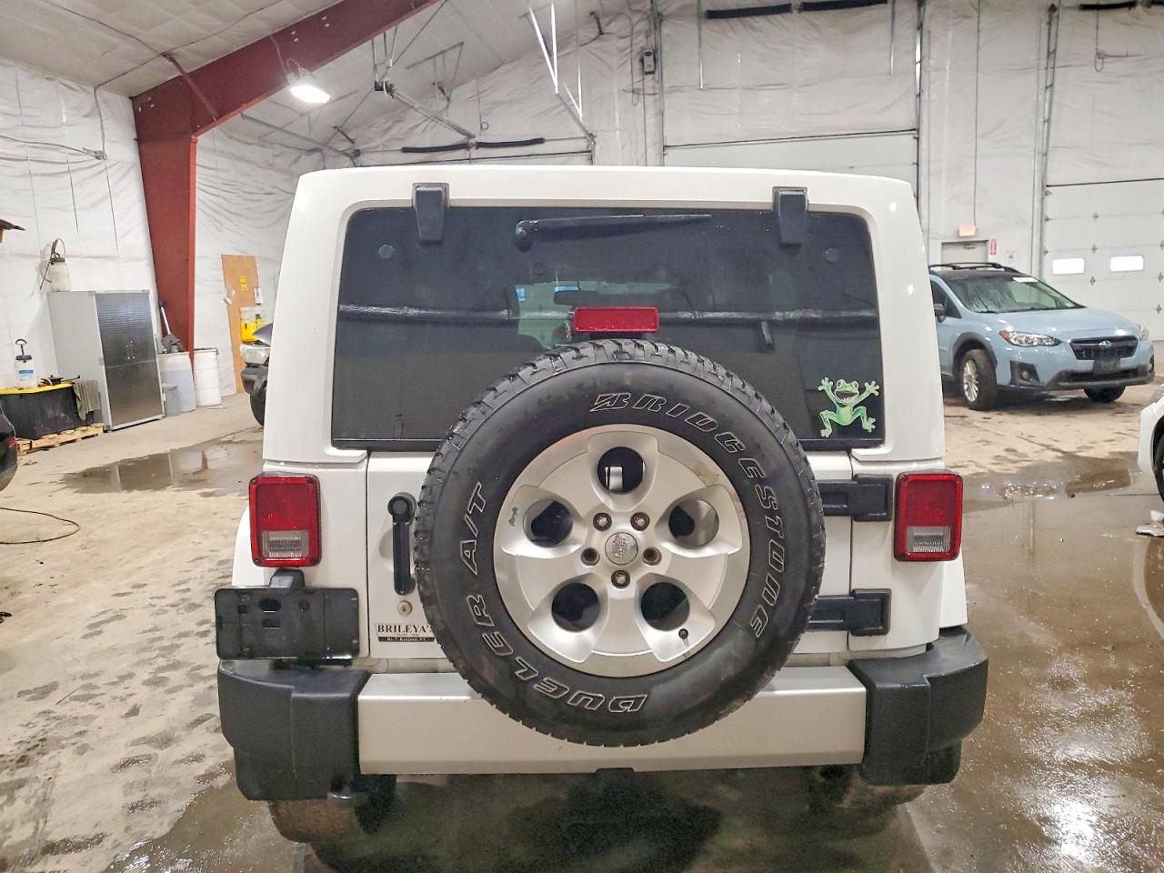 2013 JEEP WRANGLER UNLIMITED SAHARA photo 6