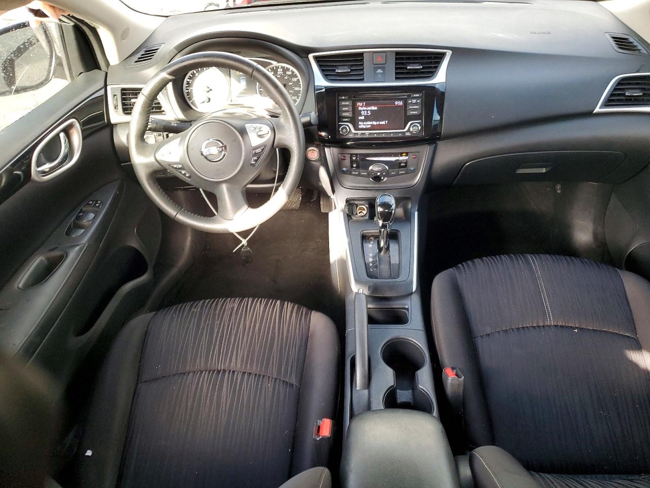 2018 NISSAN SENTRA S photo 8