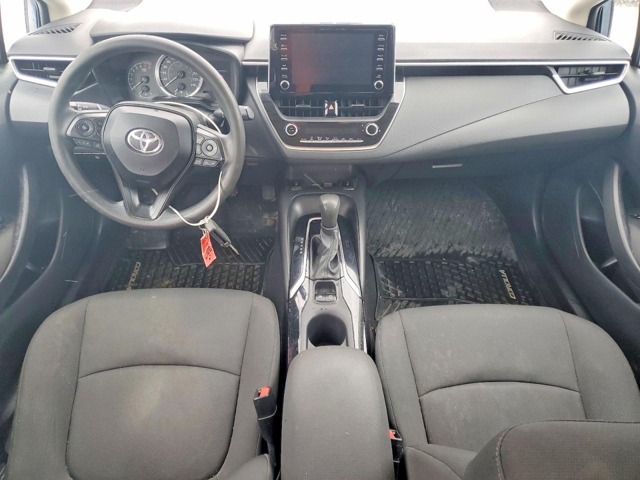 2020 TOYOTA COROLLA LE photo 8