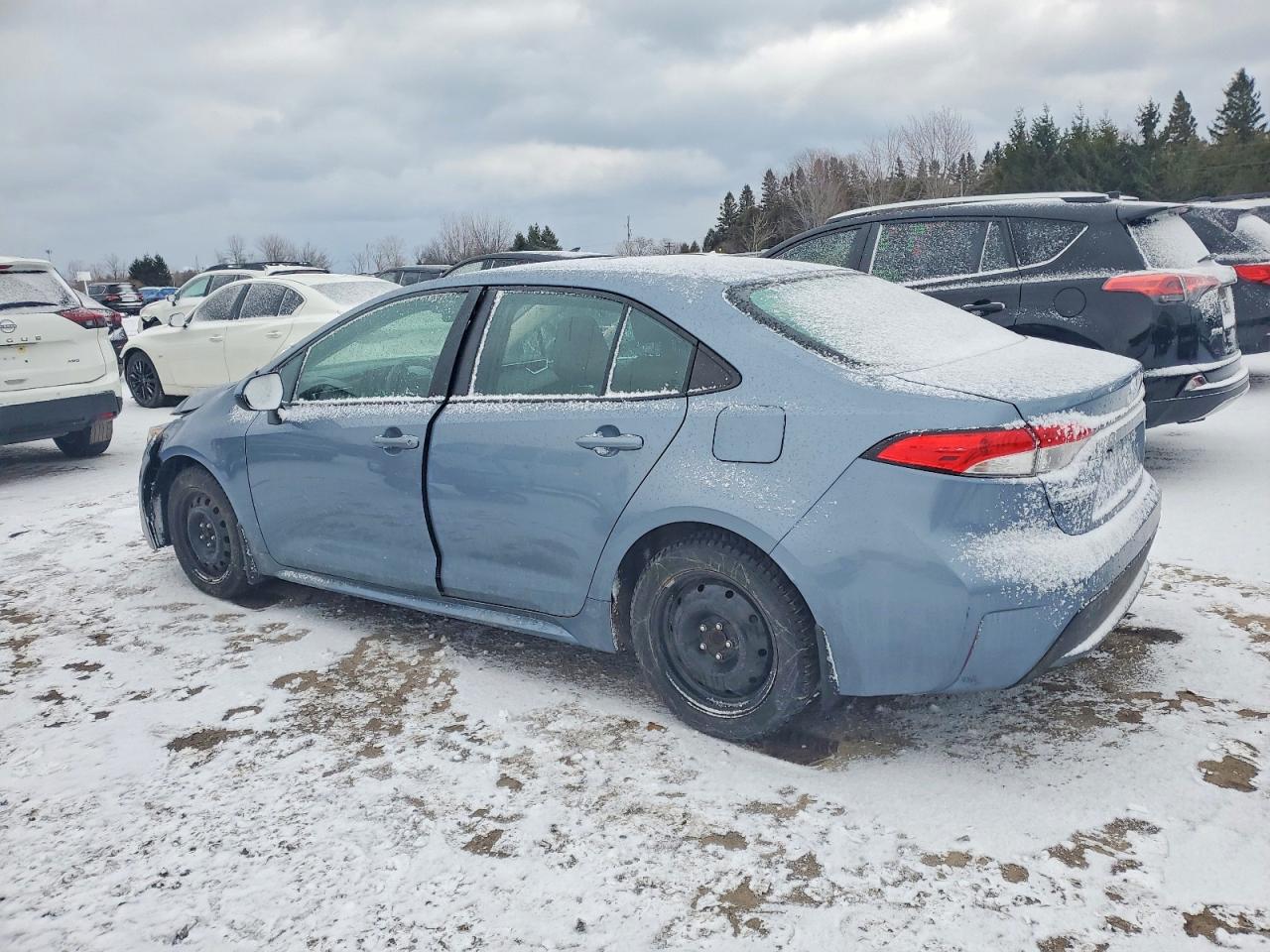 2020 TOYOTA COROLLA LE photo 2