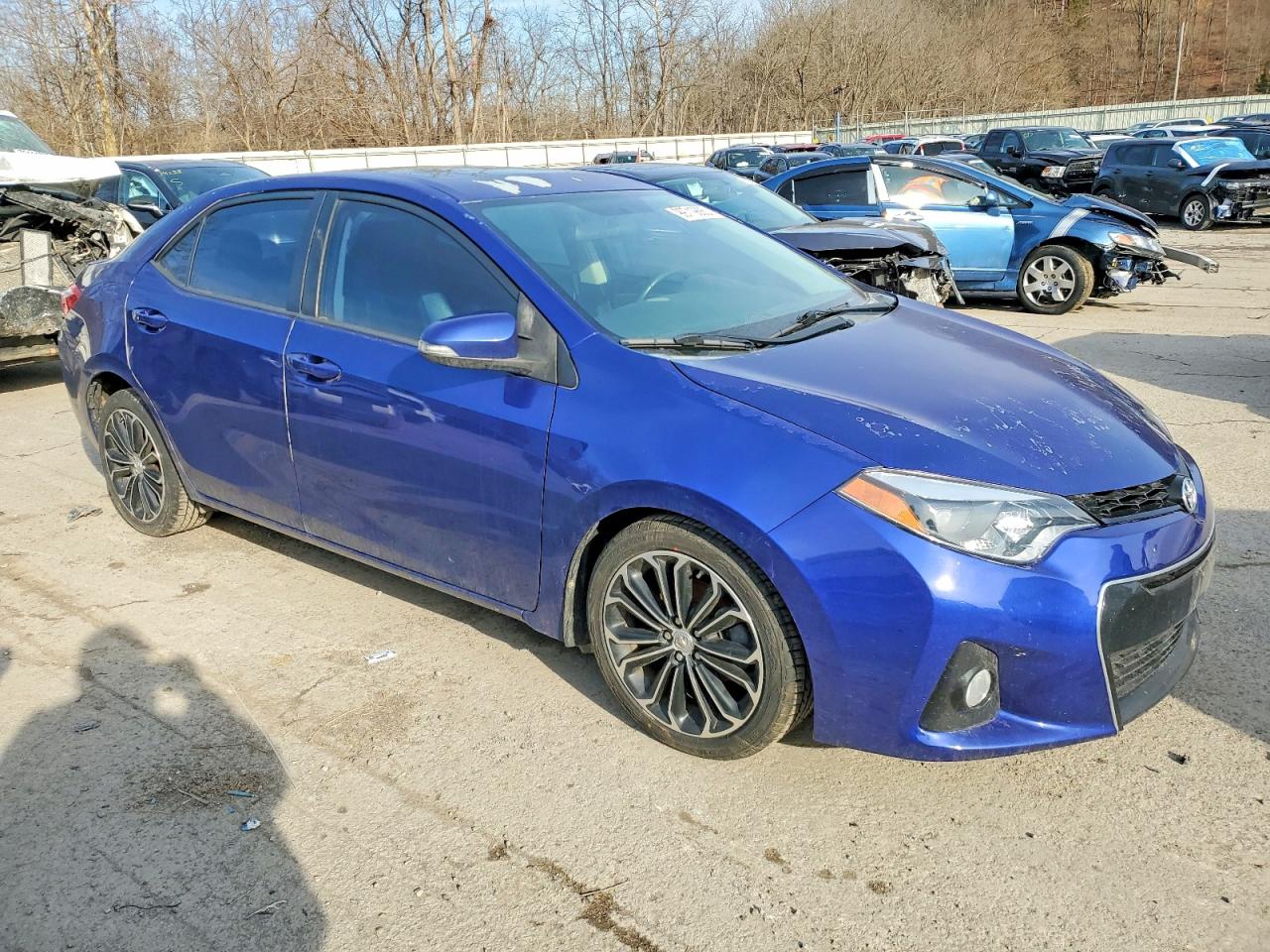 2014 TOYOTA COROLLA L photo 4