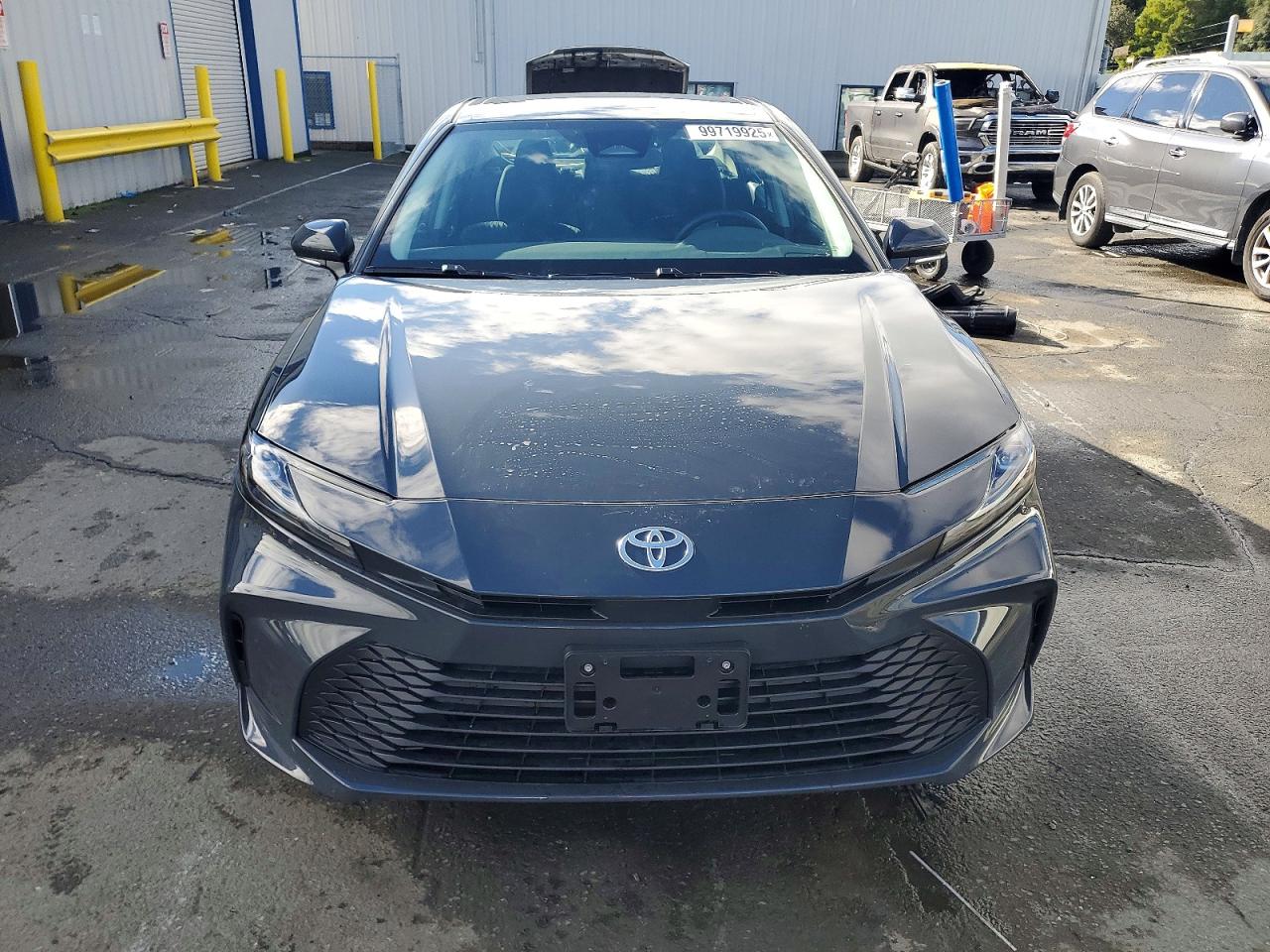 2026 TOYOTA CAMRY XSE photo 5
