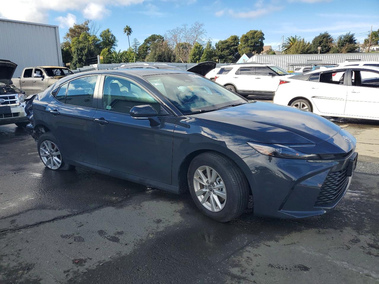 2026 TOYOTA CAMRY XSE photo 4