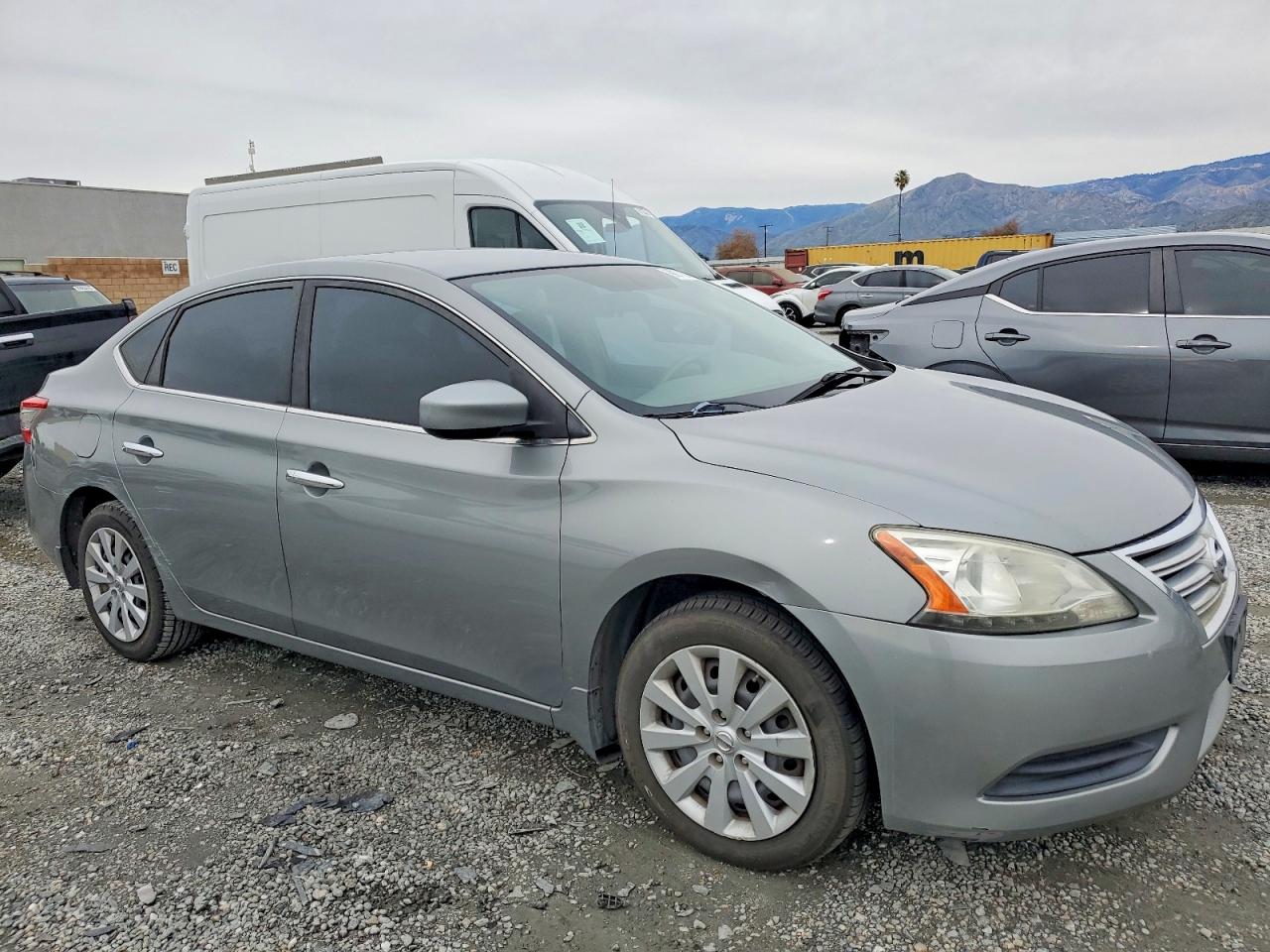 2013 NISSAN SENTRA S photo 4