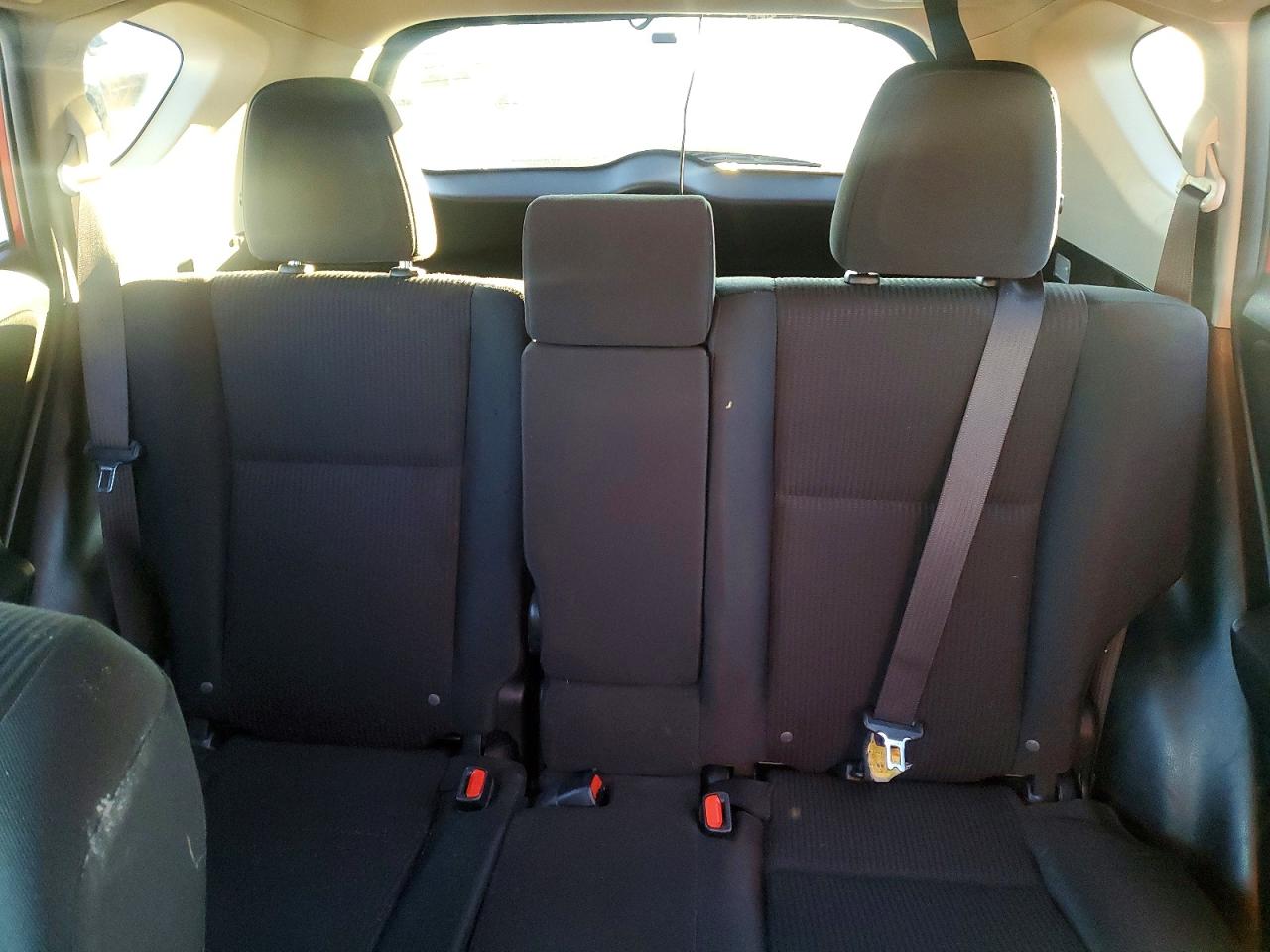 2017 TOYOTA RAV4 LE photo 10