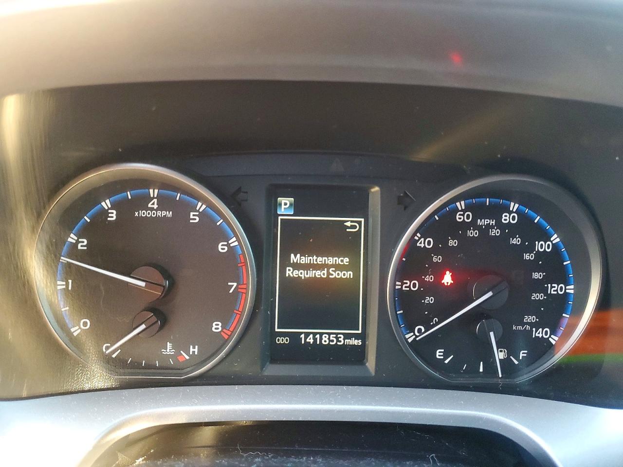 2017 TOYOTA RAV4 LE photo 9