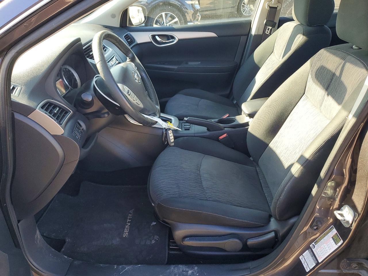 2015 NISSAN SENTRA S photo 7