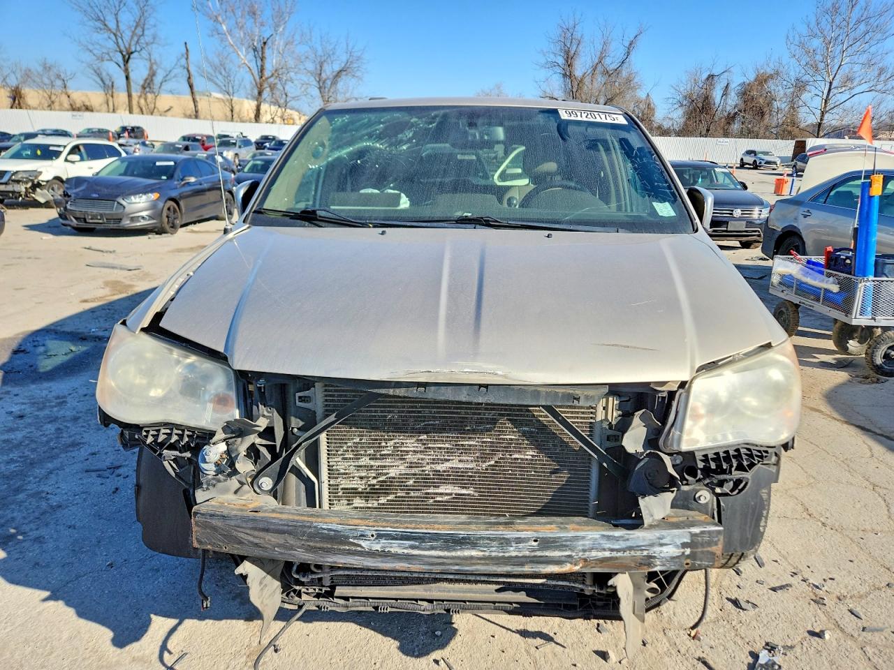 2013 CHRYSLER TOWN & COUNTRY TOURING L photo 5