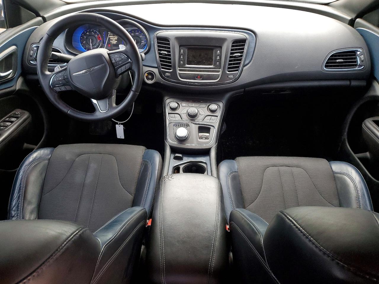 2015 CHRYSLER 200 S photo 8