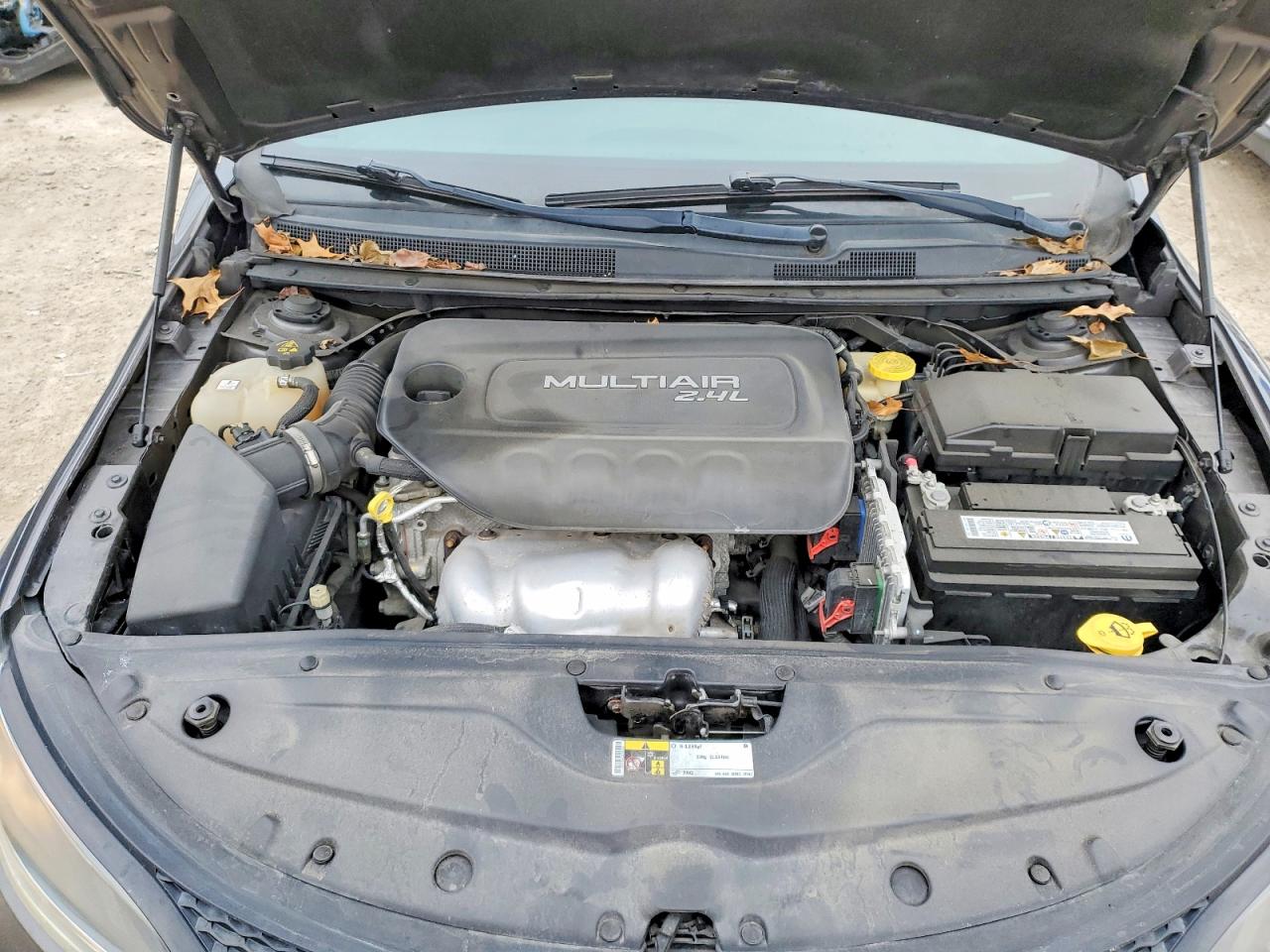 2015 CHRYSLER 200 S photo 11