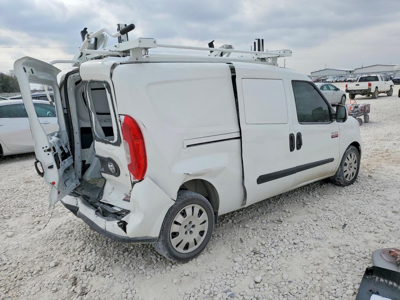 2021 RAM PROMASTER CITY DELIVERY VAN photo 3