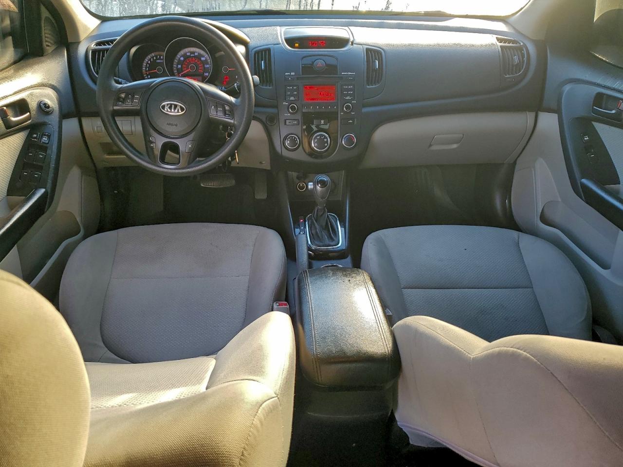 2012 KIA FORTE EX photo 8