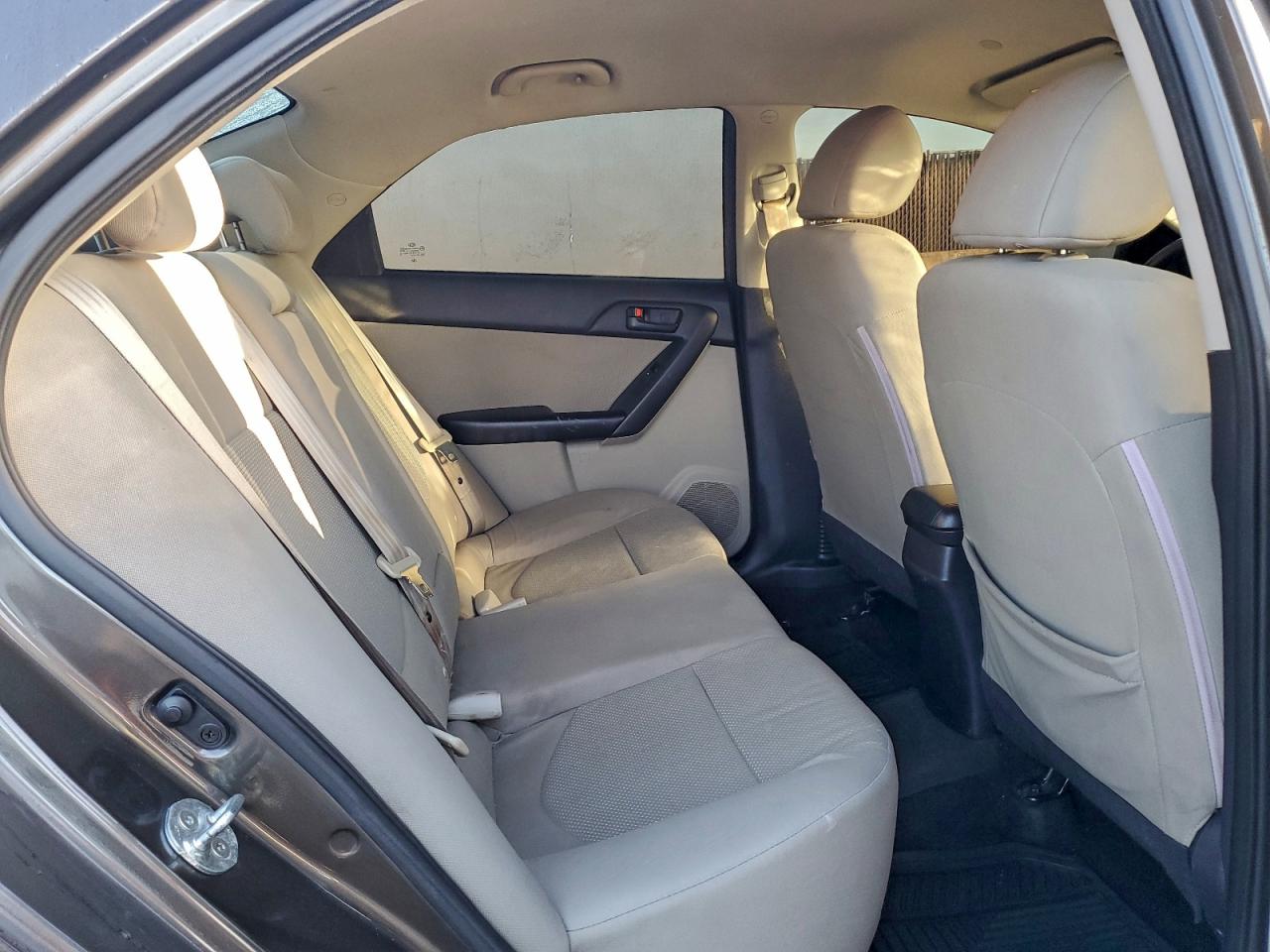 2012 KIA FORTE EX photo 10