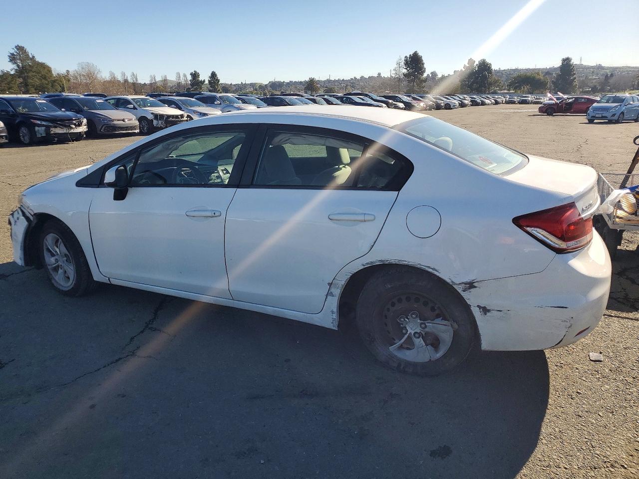 2013 HONDA CIVIC LX photo 2