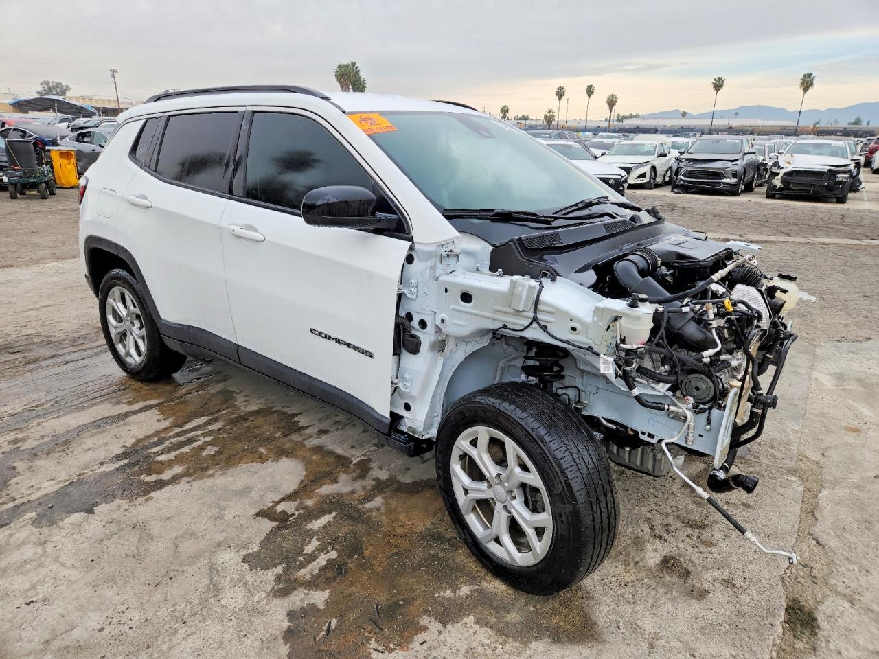 2024 JEEP COMPASS LATITUDE photo 4
