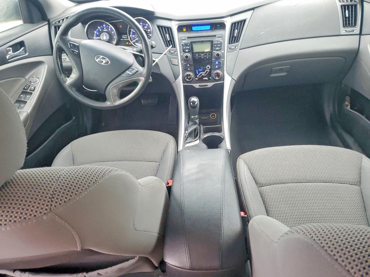 2011 HYUNDAI SONATA GLS photo 8