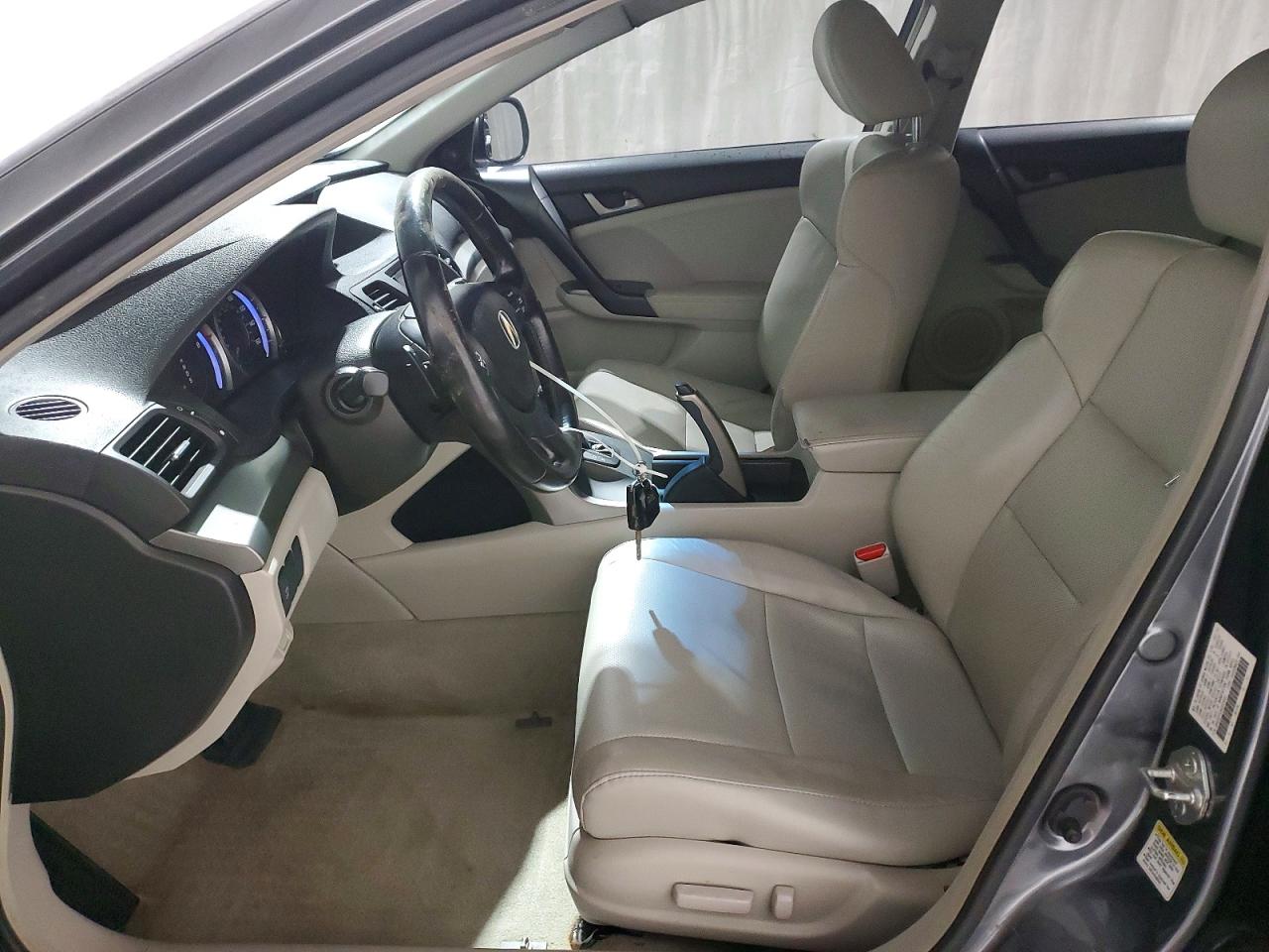 2010 ACURA TSX photo 7