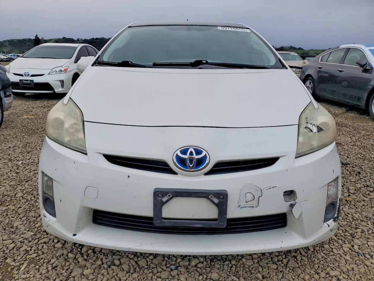 2011 TOYOTA PRIUS photo 5
