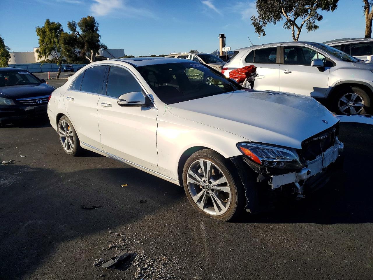2019 MERCEDES-BENZ C 300 photo 4
