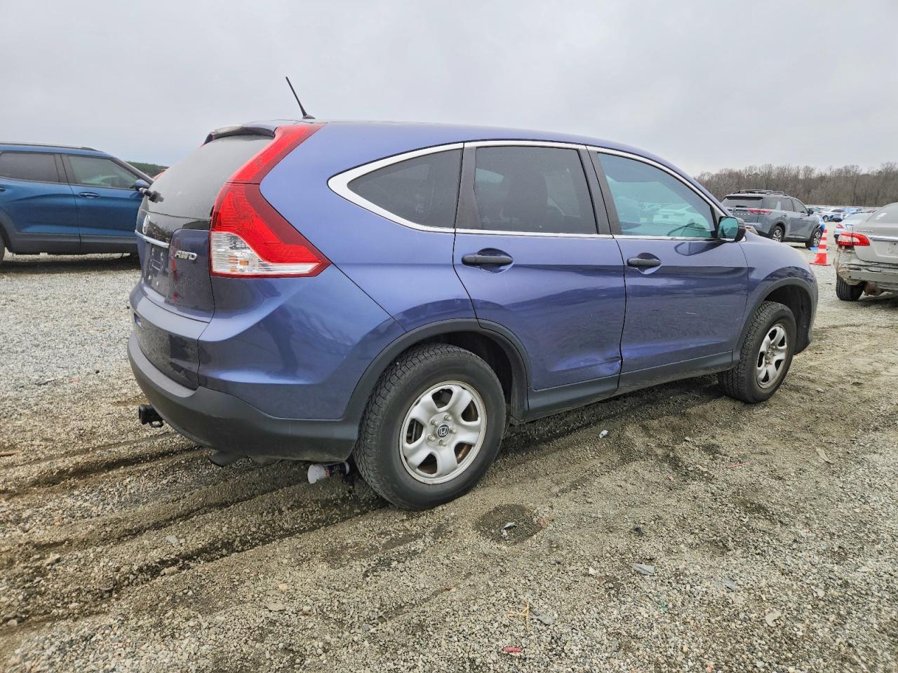 2013 HONDA CR-V LX photo 3
