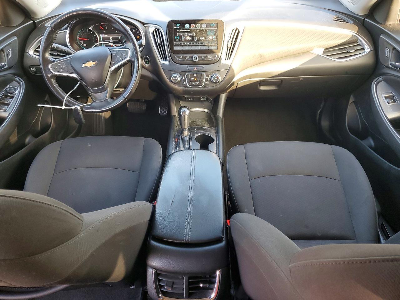 2018 CHEVROLET MALIBU LT photo 8