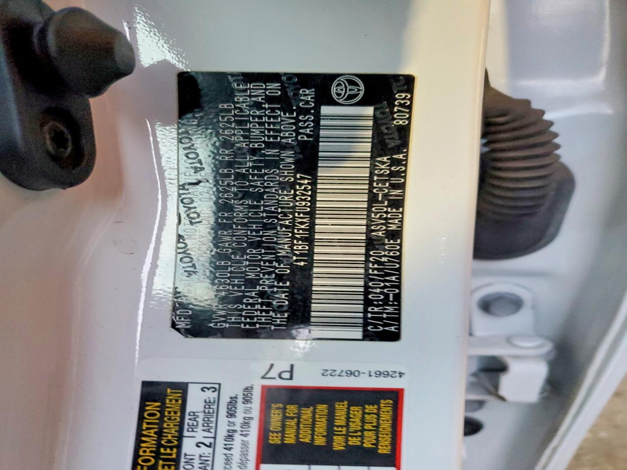 2015 TOYOTA CAMRY LE photo 12