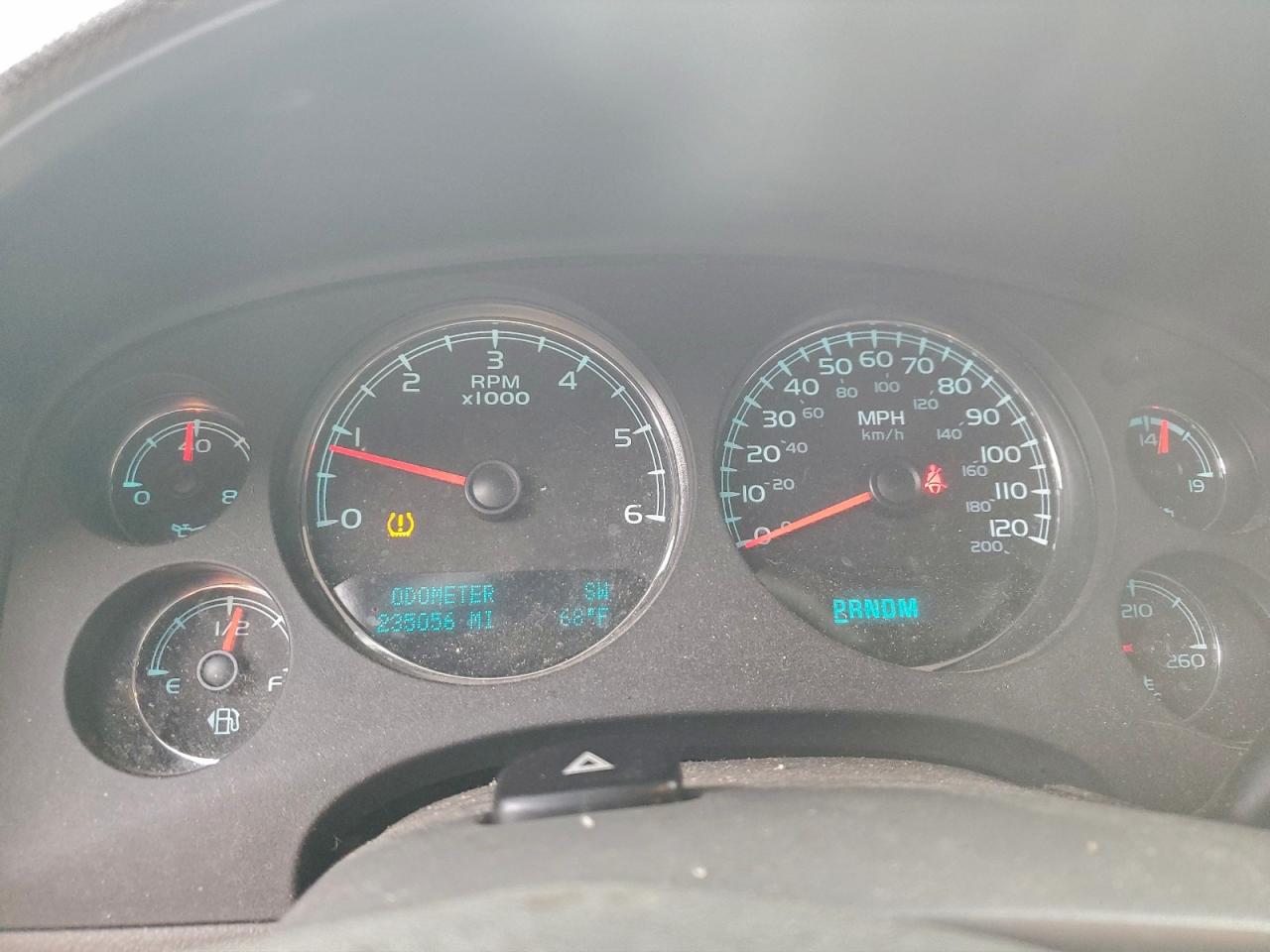 2012 CHEVROLET SUBURBAN C1500 LT photo 9