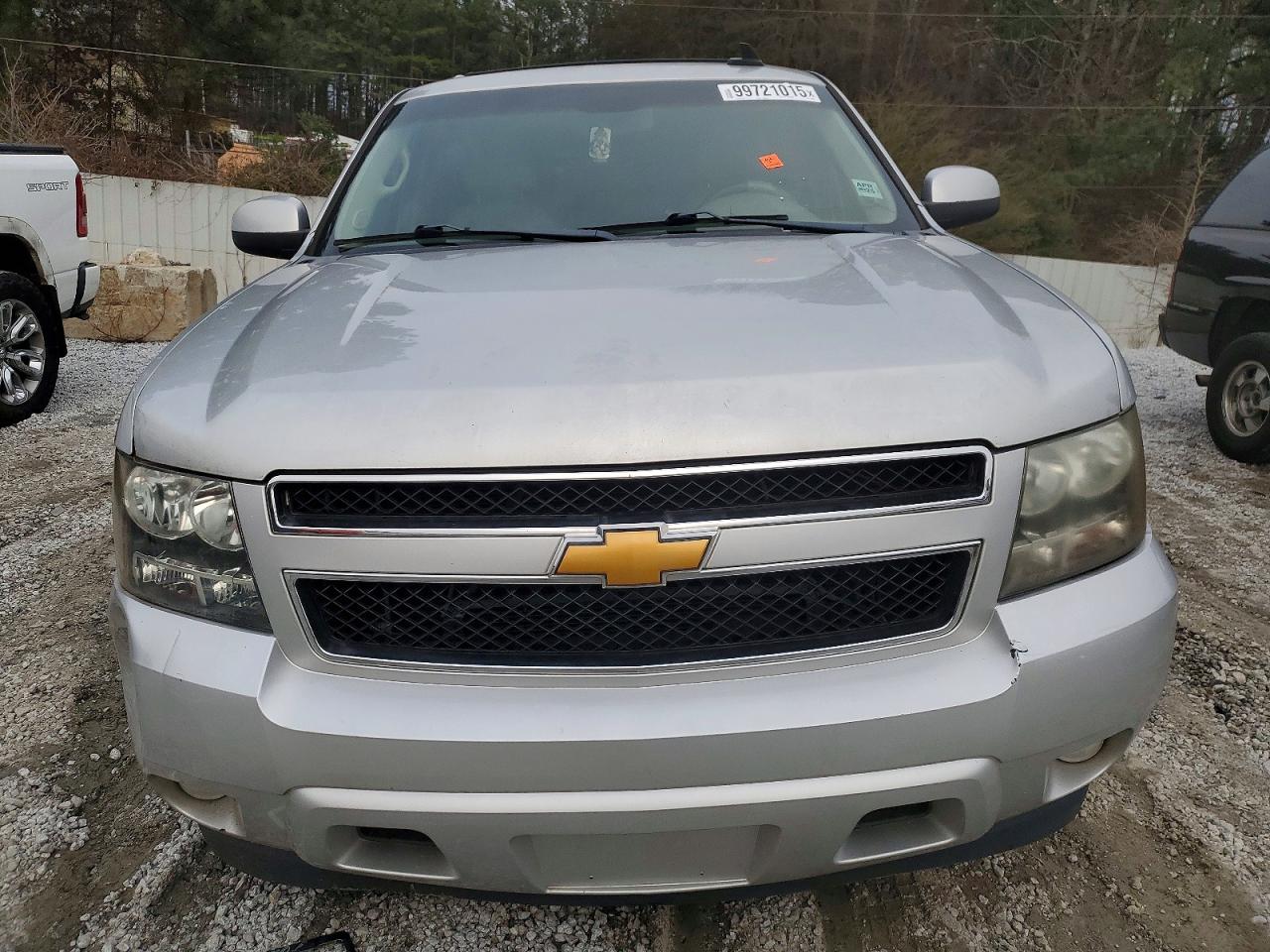 2012 CHEVROLET SUBURBAN C1500 LT photo 5