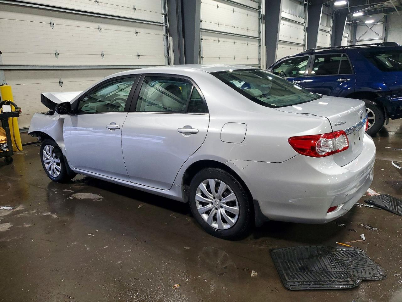 2013 TOYOTA COROLLA BASE photo 2