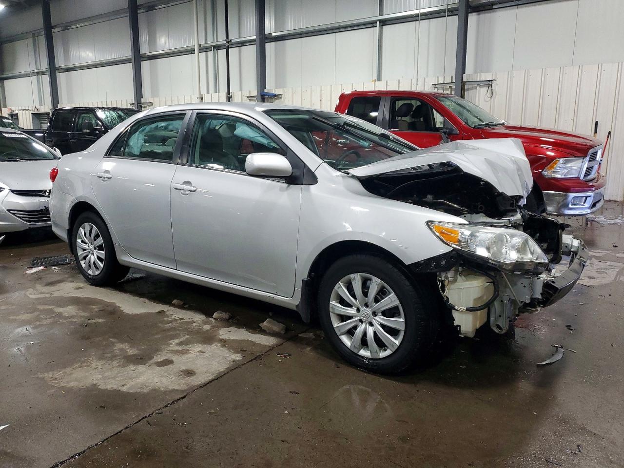 2013 TOYOTA COROLLA BASE photo 4