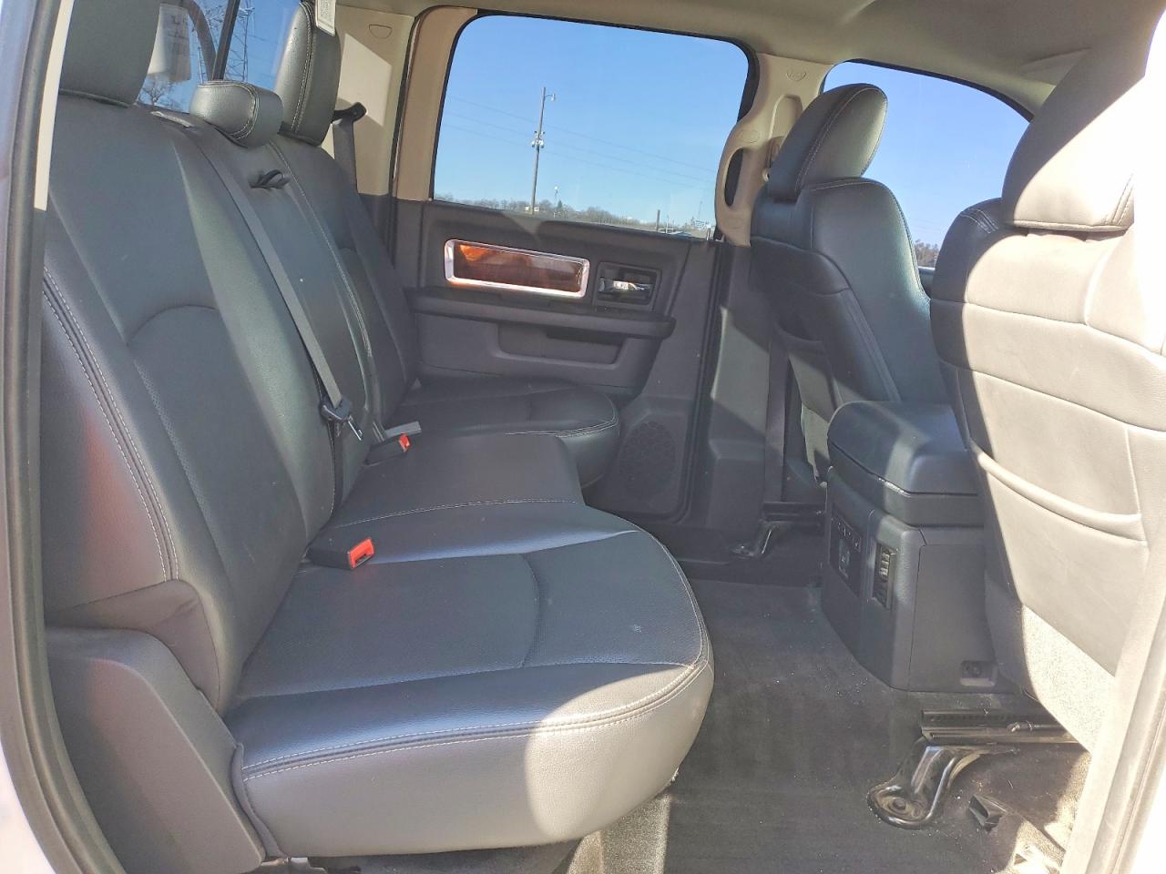 2012 DODGE RAM 3500 LARAMIE photo 10