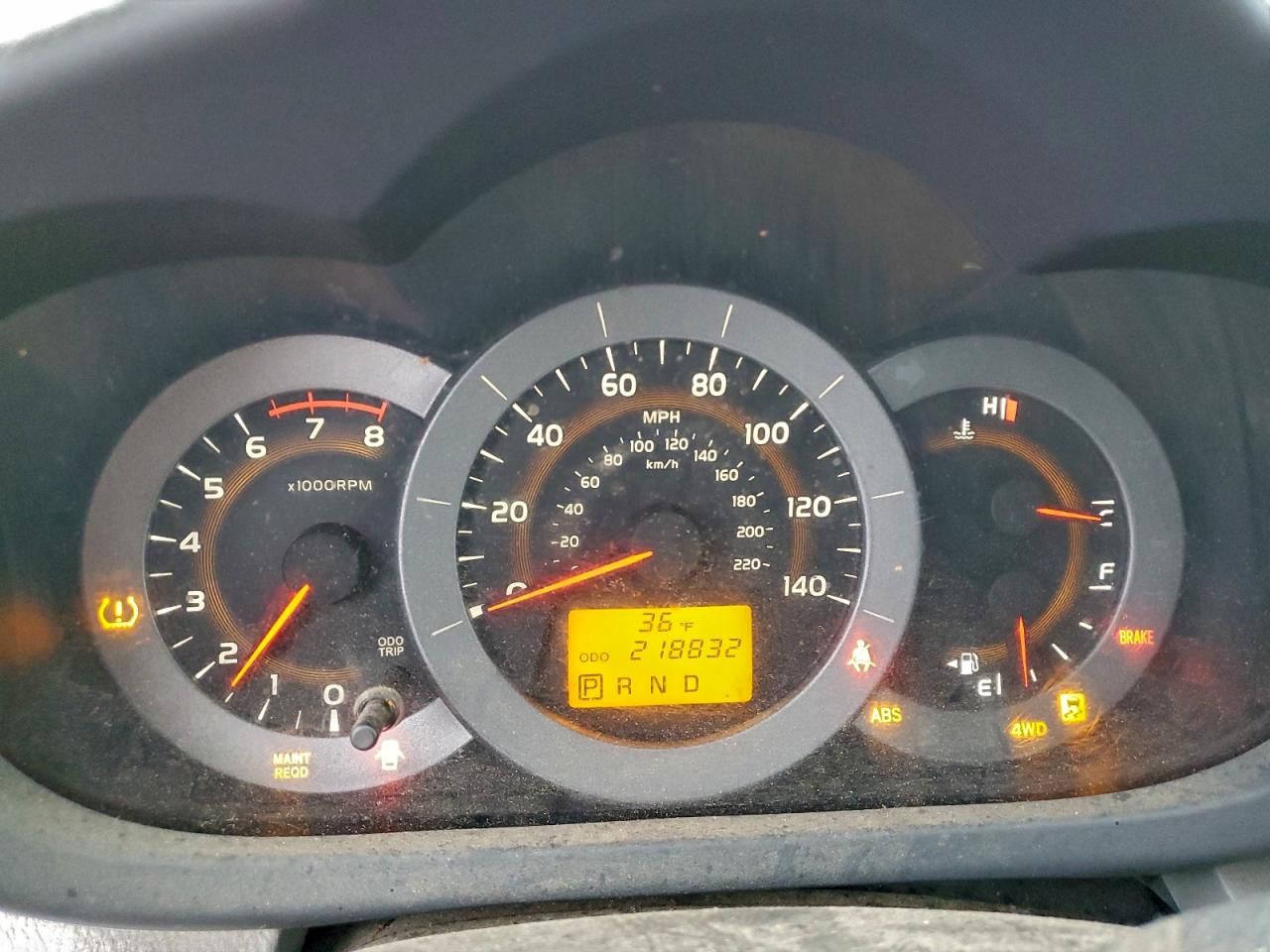 2011 TOYOTA RAV4 photo 9