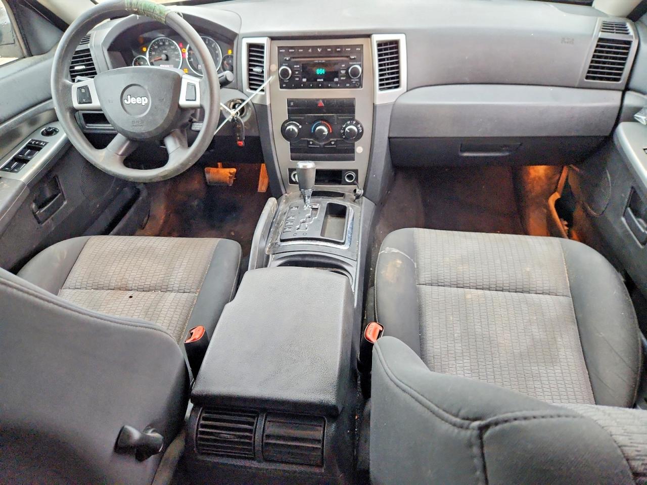 2008 JEEP GRAND CHEROKEE LAREDO photo 8