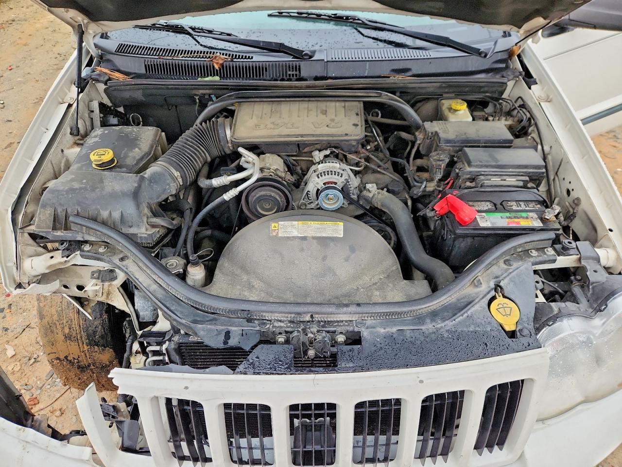 2008 JEEP GRAND CHEROKEE LAREDO photo 12