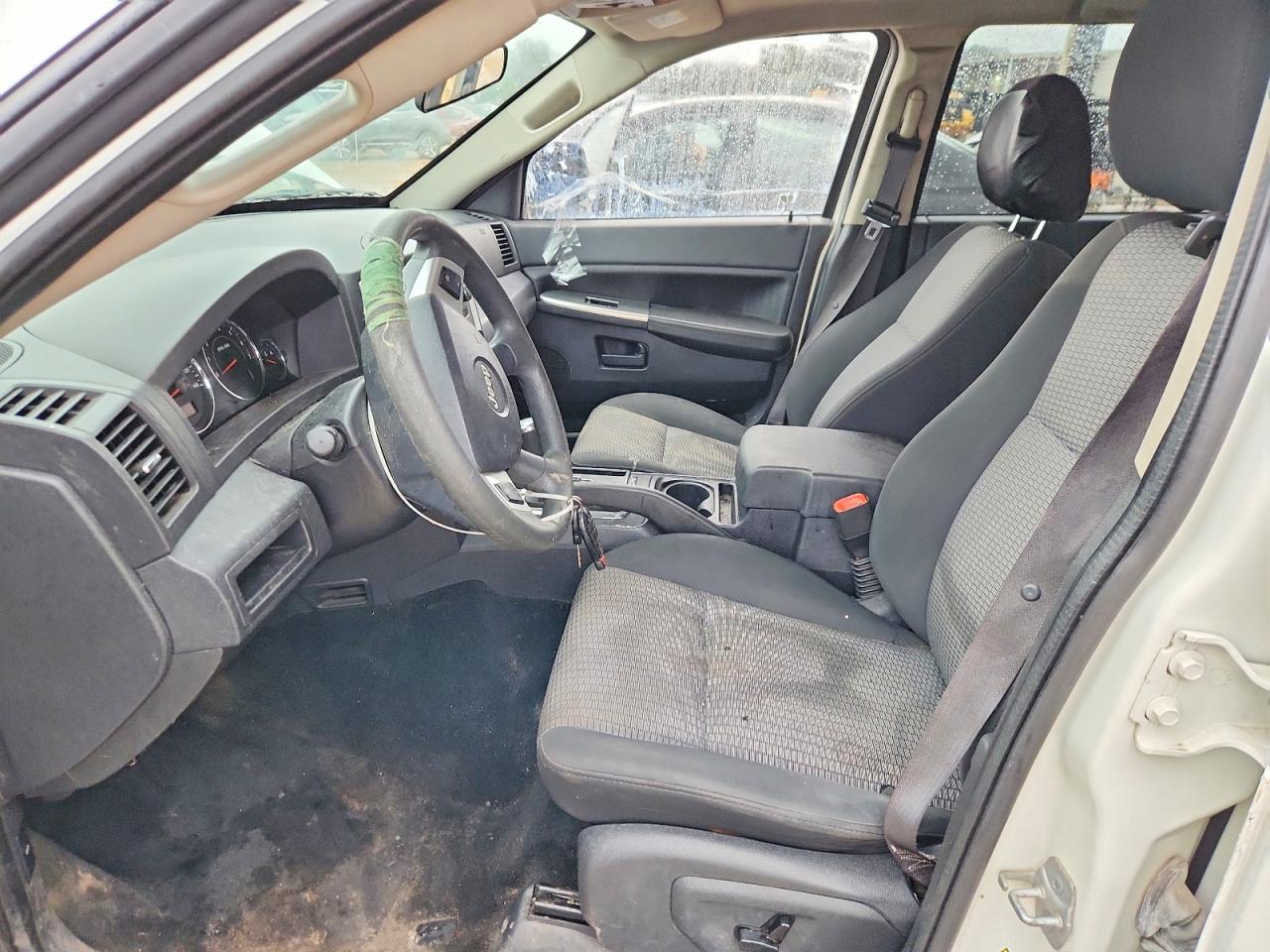 2008 JEEP GRAND CHEROKEE LAREDO photo 7
