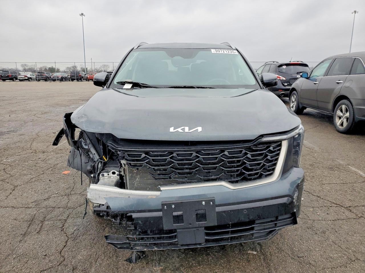 2024 KIA SORENTO S photo 5