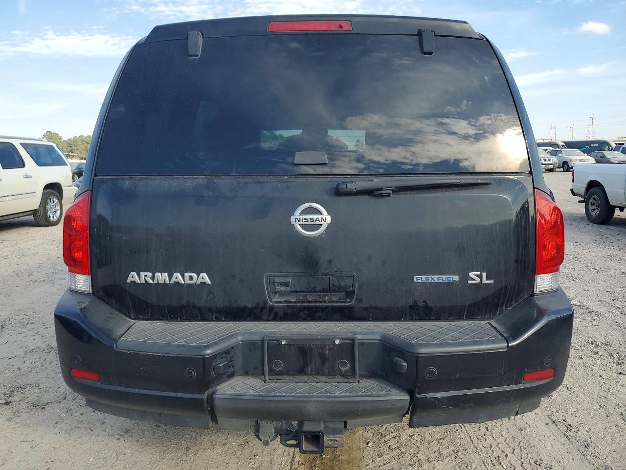 2013 NISSAN ARMADA SV photo 6